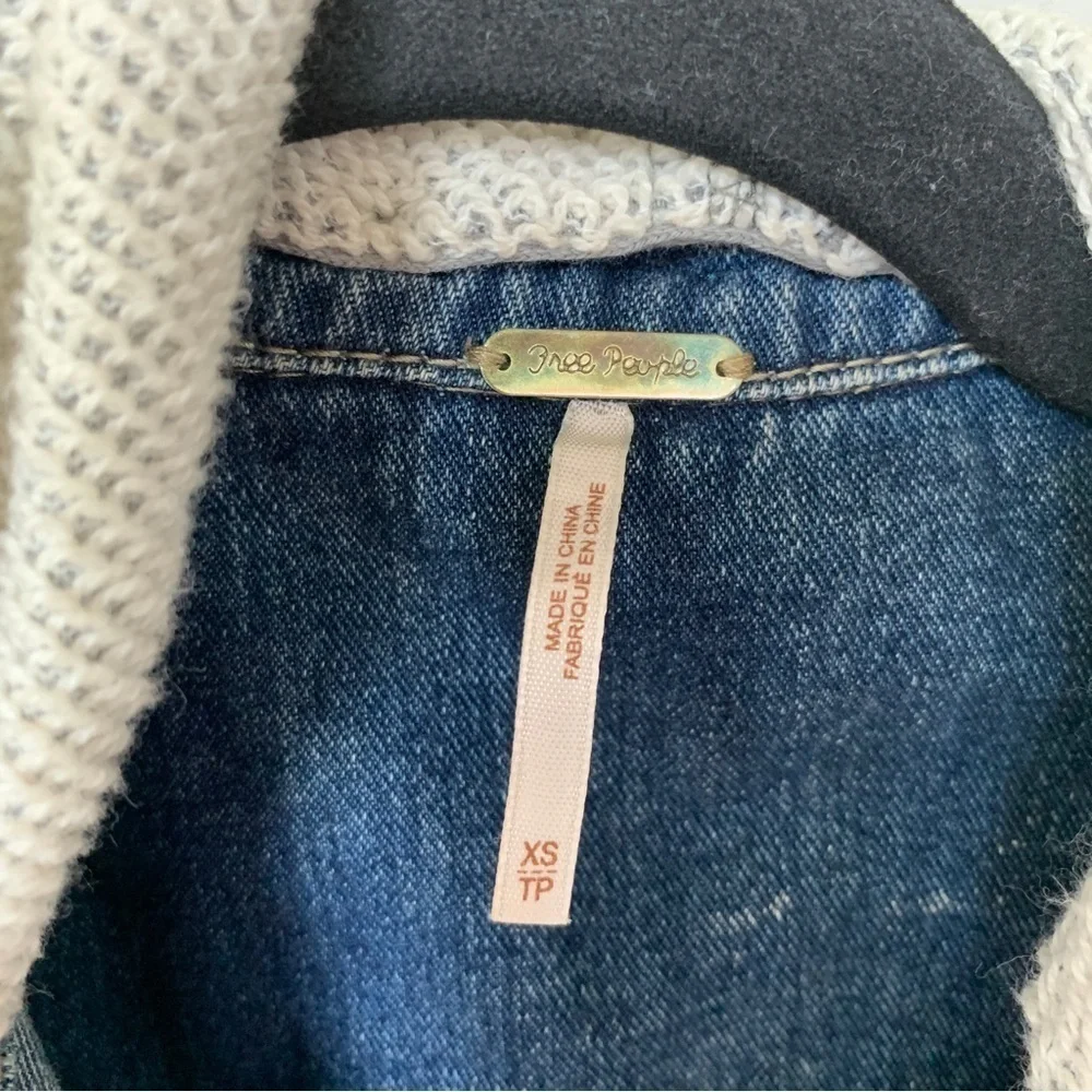 Free People Denim Multimedia Jacket Size‎ XS